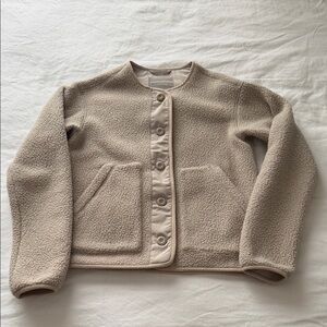 Everlane Cozy Beige Button-Up Fleece Jacket